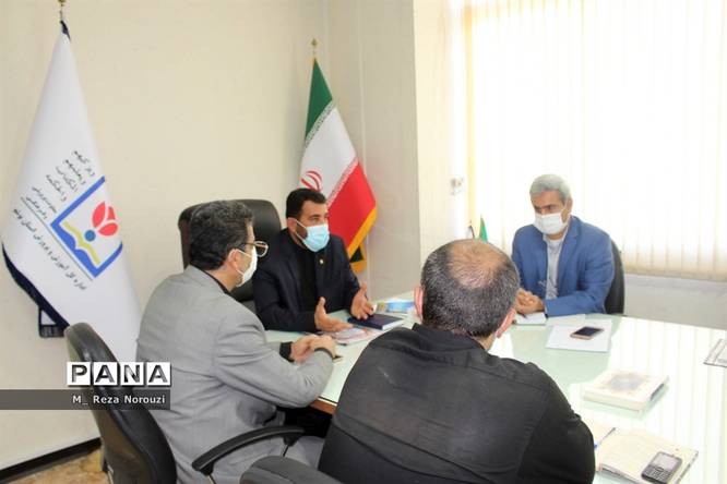 نشست شورای هماهنگی تشکل های دانش آموزی آموزش و پرورش استان بوشهر