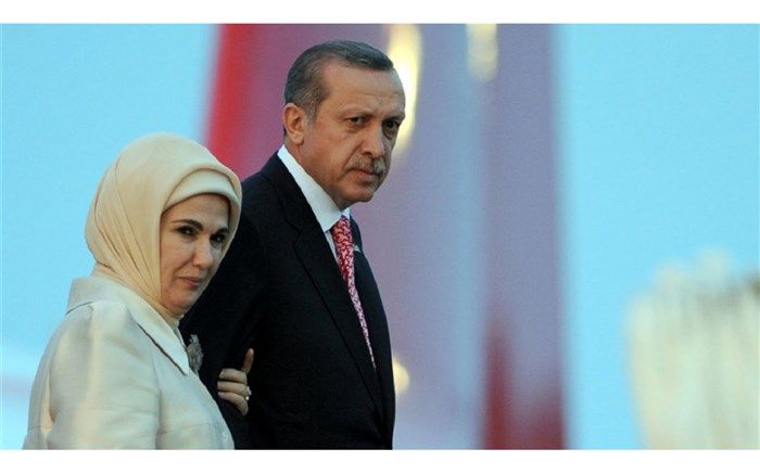 نذری دادن همسر نخست وزیر ترکیه دردسرساز شد! + تصویر