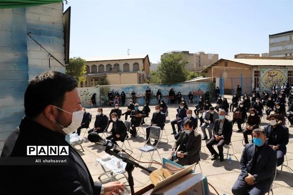 مانور نمادین بازگشایی مدارس