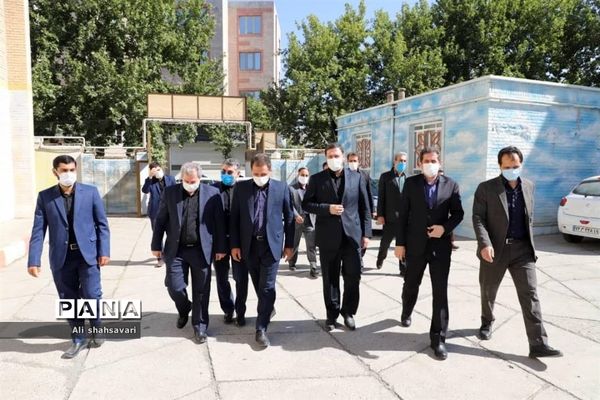 مانور نمادین بازگشایی مدارس