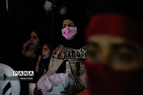 عزاداری شب عاشورا در مشهد
