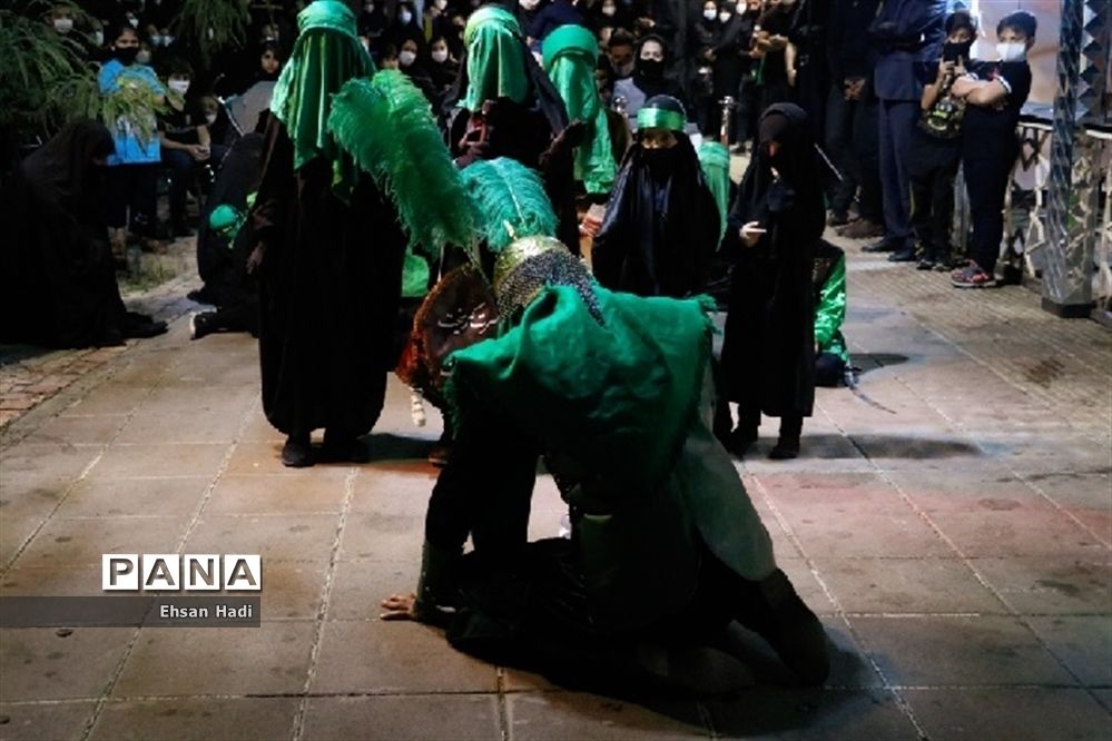 عزاداری شب عاشورا در مشهد