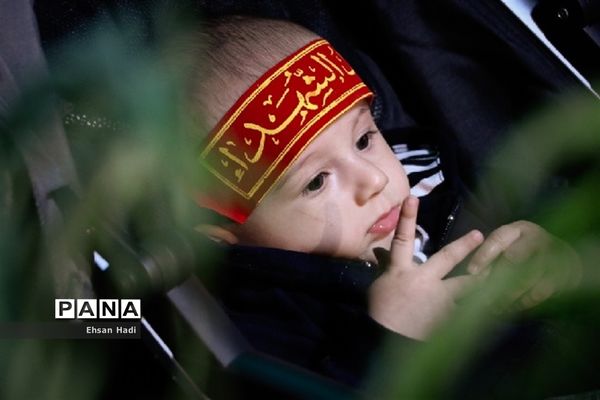 عزاداری شب عاشورا در مشهد