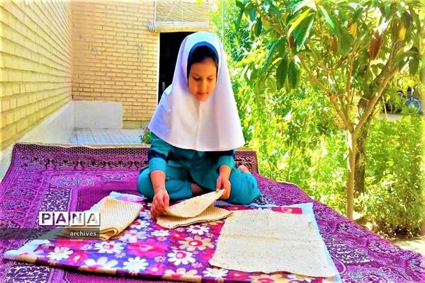 تصاویر فعالیت‌های مهارت محور دانش‌آموزان آباده در ایام  تعطیلات  تابستان
