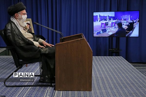 ارتباط تصویری سی و چهارمین اجلاس آموزش و پرورش با رهبر انقلاب