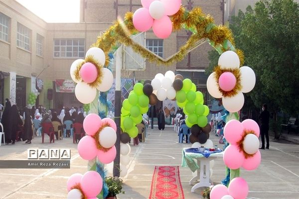 آیین بازگشایی مدارس در مدرسه هیات امنایی بهار ناحیه 4 اهواز