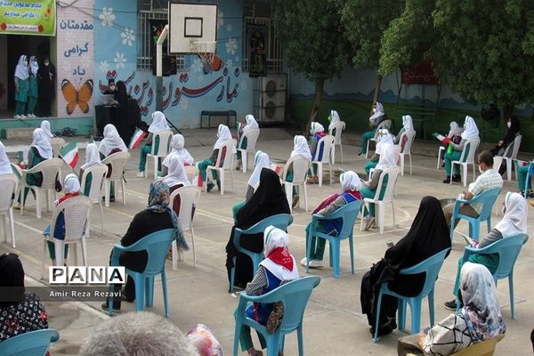 آیین بازگشایی مدارس در مدرسه هیات امنایی بهار ناحیه 4 اهواز