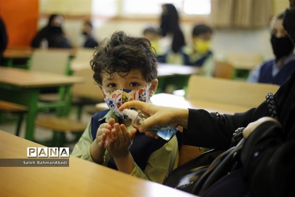 آیین بازگشایی مدارس منطقه ۱۲