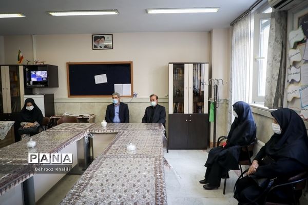 بازدید سرزده معاون تربیت بدنی و سلامت وزارت آموزش و پرورش از مدارس شهر تهران