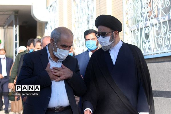نماینده ولی فقیه در استان آذربایجان شرقی در آیین بازگشایی مدارس در سال 1400-1399