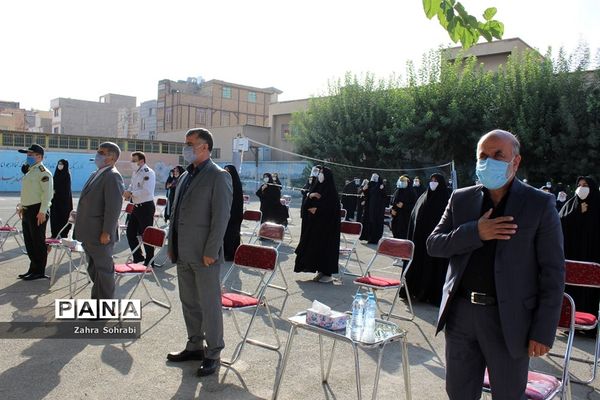 آغاز سال تحصیلی 1400-1399با رعایت پروتکل های بهداشتی در اسلامشهر