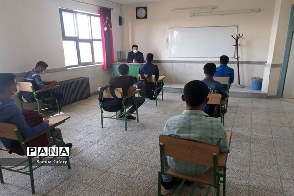 آیین بازگشایی مدارس شهرستان رزن