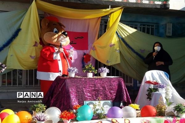 جشن شکوفه ها در دبستان شایگان فسا