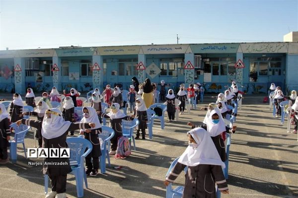 جشن شکوفه ها در دبستان شایگان فسا