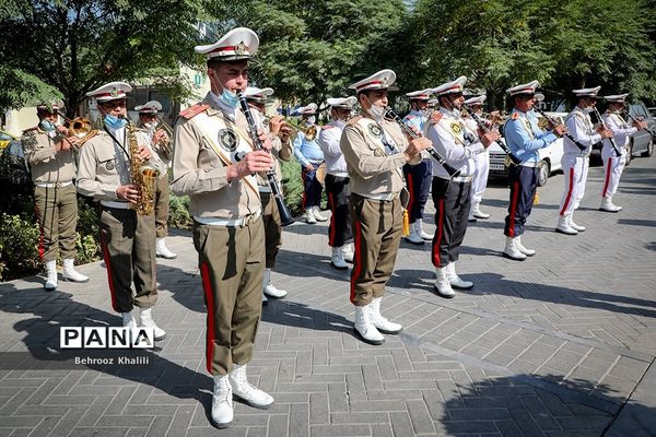 مراسم گلباران مزار شهدای هفدهم شهریور