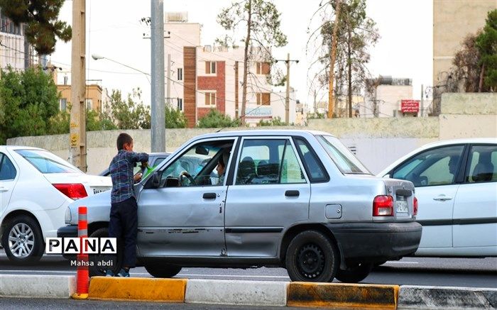 مشق مهر، مهری که به دل کودکان کار می‌نشیند