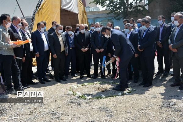 آیین کلنگ زنی 5 پروژه آموزشی در شهرستان شهریار