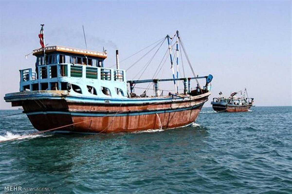 توقیف سه فروند شناور حامل کالای قاچاق در آبهای شمالی خلیج فارس