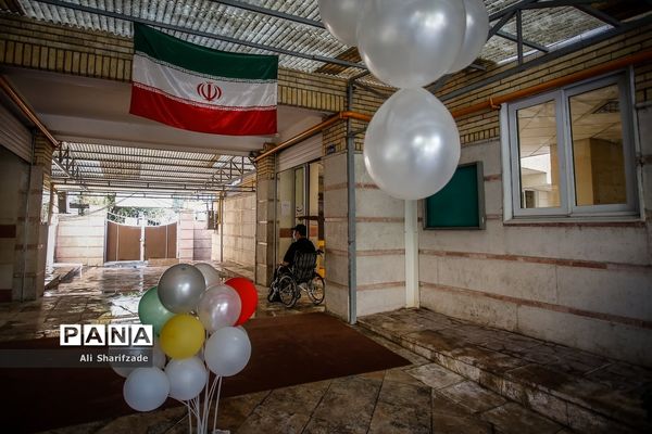مدارس زیر سایه کرونا -4