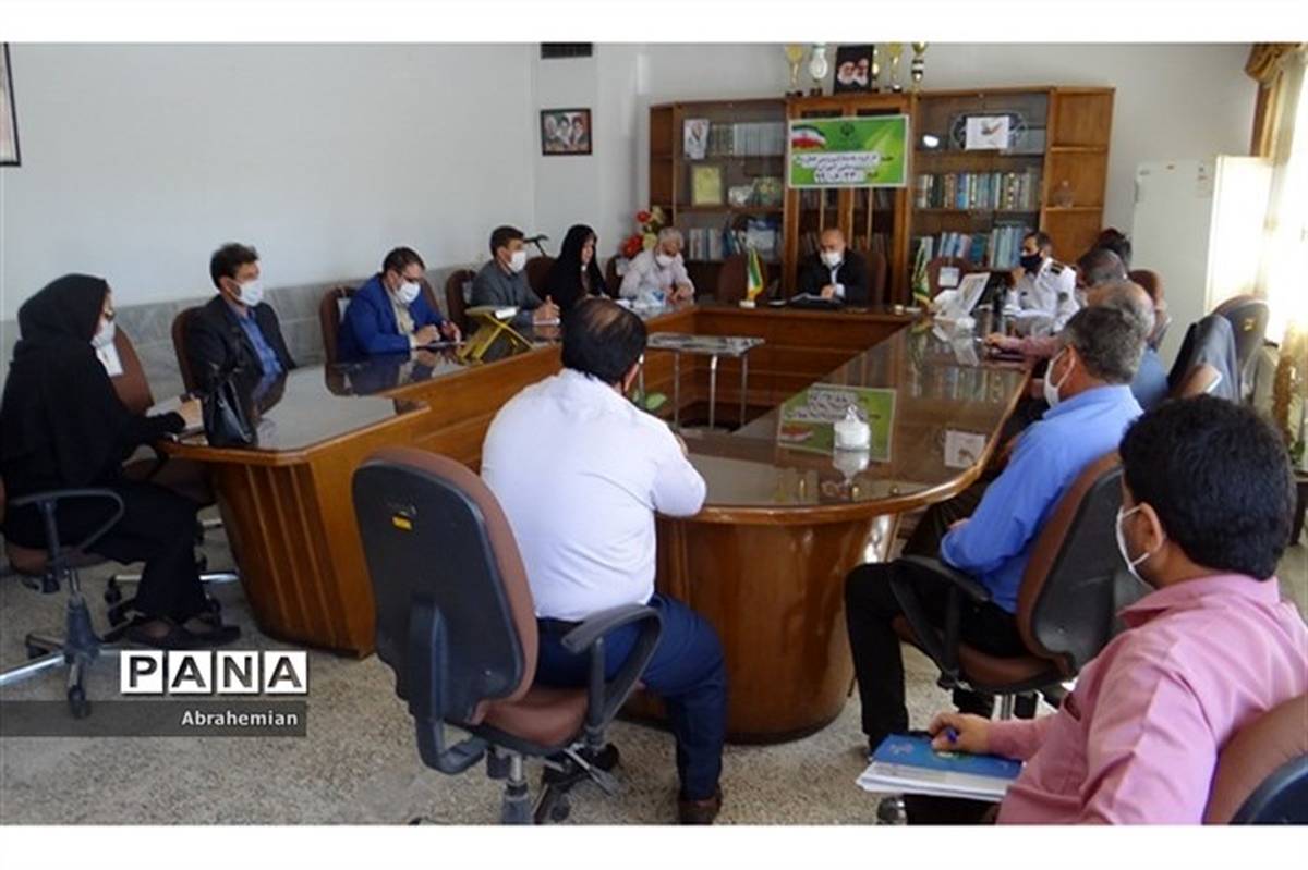 جلسه کارگروه ماده 18 سرویس حمل و نقل دانش آموزان مدارس شیروان تشکیل شد