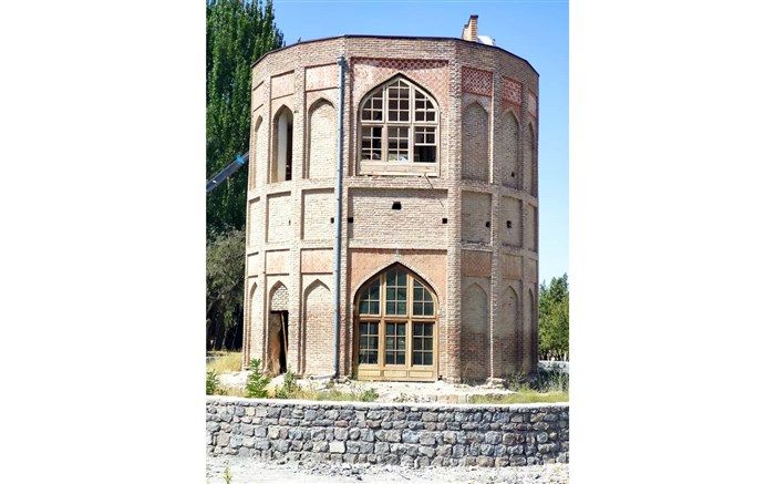 یک گام تا اتمام مرمت برج خلعت پوشان تبریز