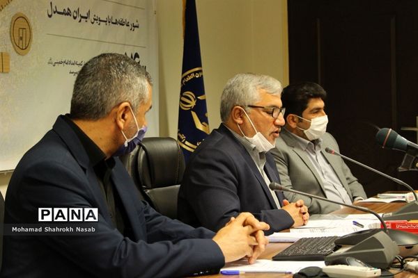 نشست خبری مدیرکل کمیته امداد امام خمینی (ره) و رییس سازمان دانش‌آموزی خوزستان