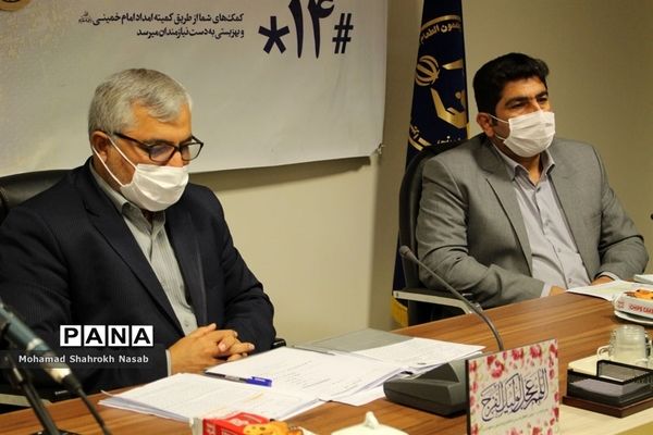 نشست خبری مدیرکل کمیته امداد امام خمینی (ره) و رییس سازمان دانش‌آموزی خوزستان