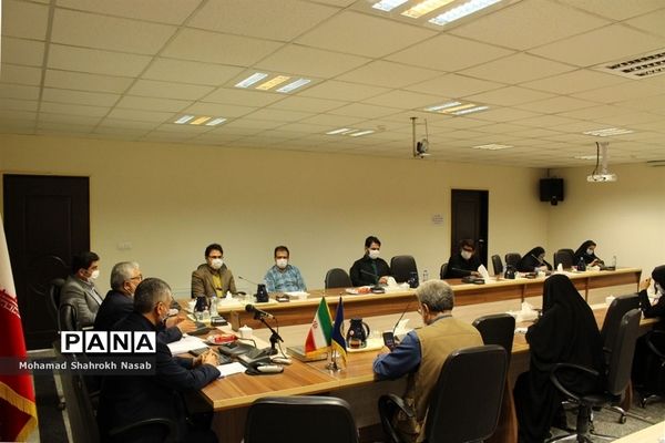 نشست خبری مدیرکل کمیته امداد امام خمینی (ره) و رییس سازمان دانش‌آموزی خوزستان