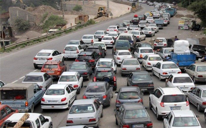 ترافیک در مسیرهای منتهی به تهران سنگین است