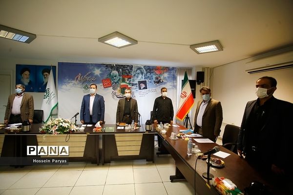 نشست هم‌اندیشی پایگاه بسیج شهید کاظمی با رییس بسیج فرهنگیان کشور