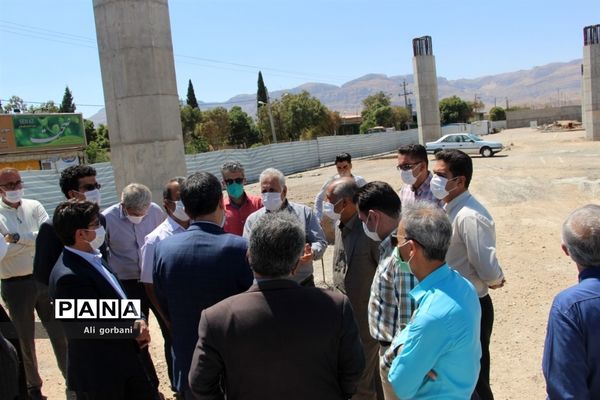 بازدید مدیرکل دفتر فنی استانداری فارس از پروژه‌های شهرداری نی‌ریز