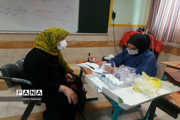 اردوی جهادی ویزیت رایگان خانواده ها و دانش آموزان شهرستان اسلامشهر