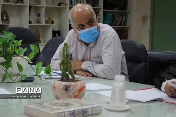 نشست هماهنگی اجرای طرح هیات اندیشه‌ورز نماز مدارس استان بوشهر