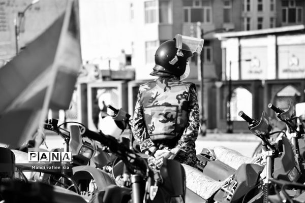 آیین تجلیل و تکریم سراسری یک میلیون پیشکسوت دفاع مقدس و مقاومت  در تبریز