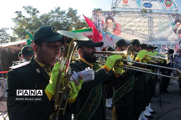 نمایشگاه دستاوردهای دفاع مقدس و مقاومت تبریز
