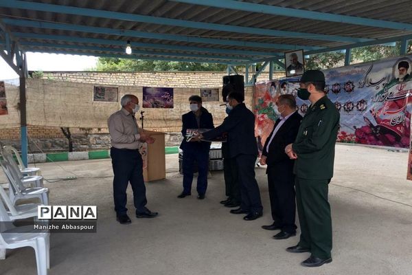 آیین تجلیل وتکریم خانواده معظم شهدافرهنگی در بجنورد