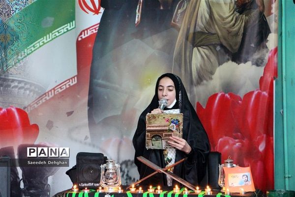 نواختن زنگ دفاع مقدس در مدارس شیراز