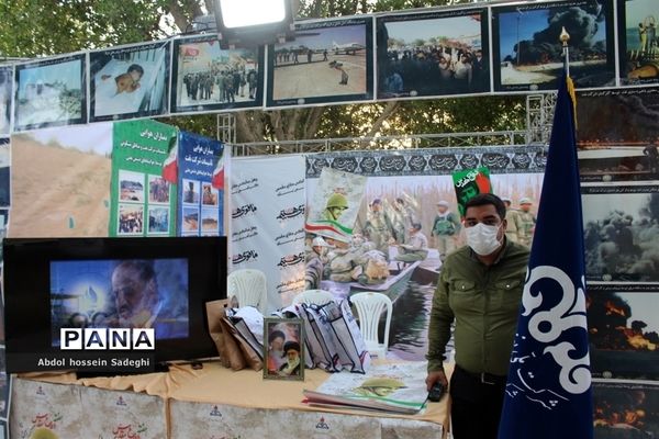 افتتاح نمایشگاه دستاوردهای دفاع مقدس  و مقاومت در بوشهر