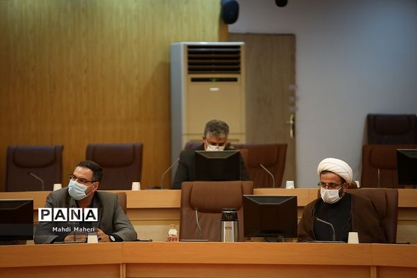 نشست کمیته امنیتی اجتماعی و انتظامی مدیریت کرونا