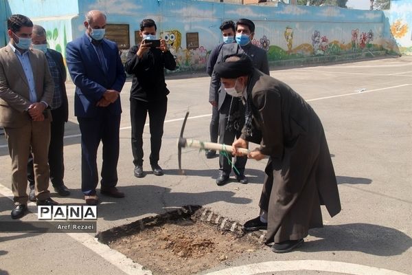 آیین کلنگ زنی و احداث مدرسه 12 کلاسه پسرانه  یوسف صدیق در خاورشهر