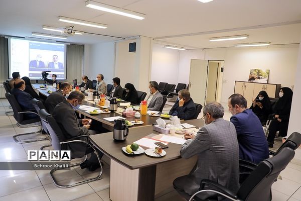 نشست هم‌اندیشی مدیران ستادی و استانی سازمان دانش آموزی جمهوری اسلامی ایران