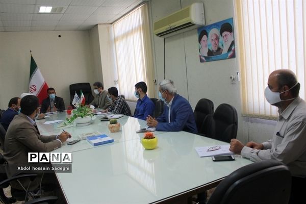 جلسه کمیته دانش آموزی یوم الله 13 آبان در آموزش و پرورش استان بوشهر