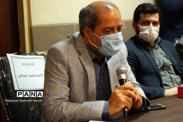 آیین تکریم و معارفه رییس مرکز بهداشت شرق اهواز