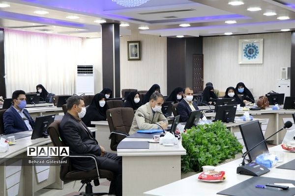 جلسه هیات اندیشه‌ورز بسیج فرهنگیان در ارومیه