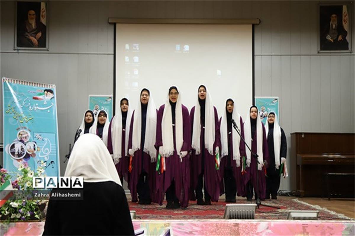 کسب 22 مقام برتر دانش آموزان با نیازهای ویژه شهر تهران در مسابقات فرهنگی هنری کشور