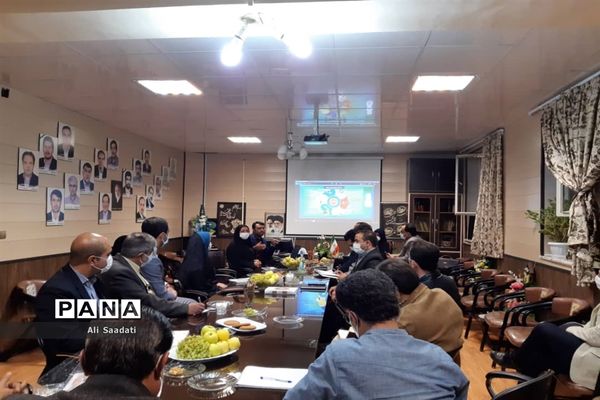 بازدید معاون آموزش ابتدایی از مدارس عشایری