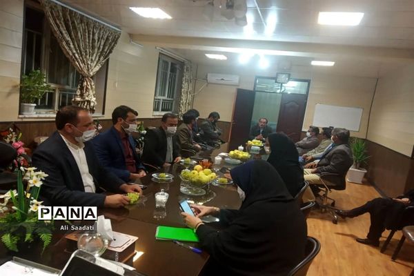 بازدید معاون آموزش ابتدایی از مدارس عشایری