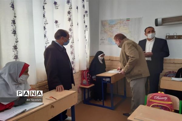 بازدید معاون آموزش ابتدایی از مدارس عشایری