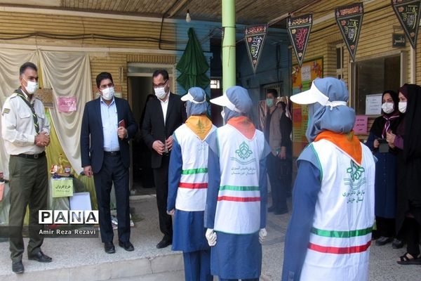 بازدید مدیر سازمان دانش‌آموزی خوزستان از مدرسه  تشکیلاتی پاینده