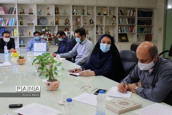 نشست شورای هماهنگی تشکل‌های دانش‌آموزی استان بوشهر